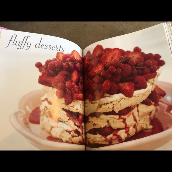 Party Cakes Treats For Special Occasions Cookbook Collectors Yummy Treats Baker - Picture 8 of 8